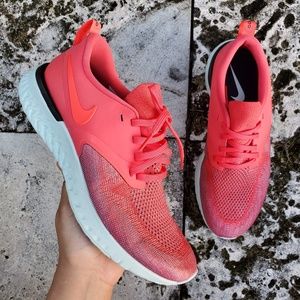Nike Odyssey React Flyknit 2
